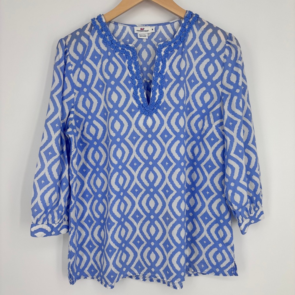 Vineyard Vines V Neck Popover Top Womens M Blue White Ikat Embroidered Preppy